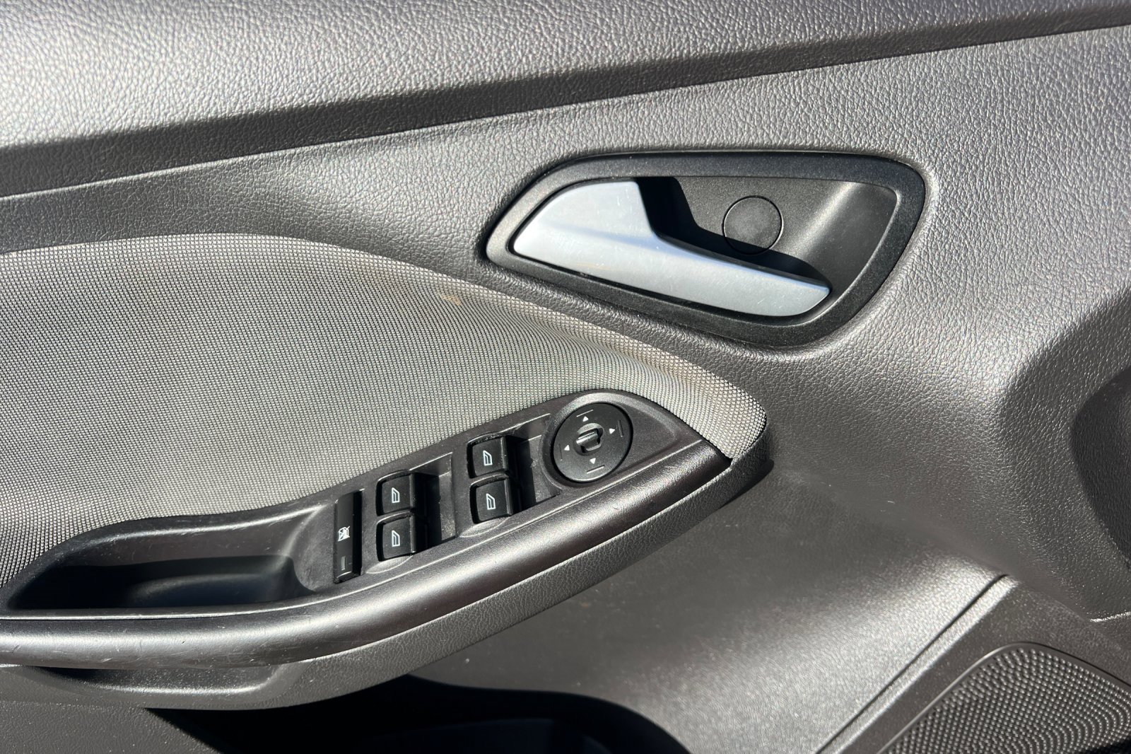 Used 2012 Ford Focus SE image 8