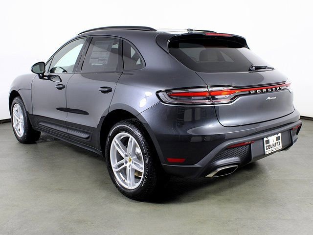 New 2026 Porsche Macan image 3