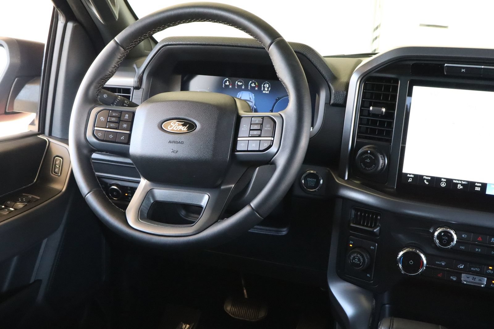 Used 2025 Ford F150 XLT w/ Equipment Group 302A MID AWD/4WD image 30