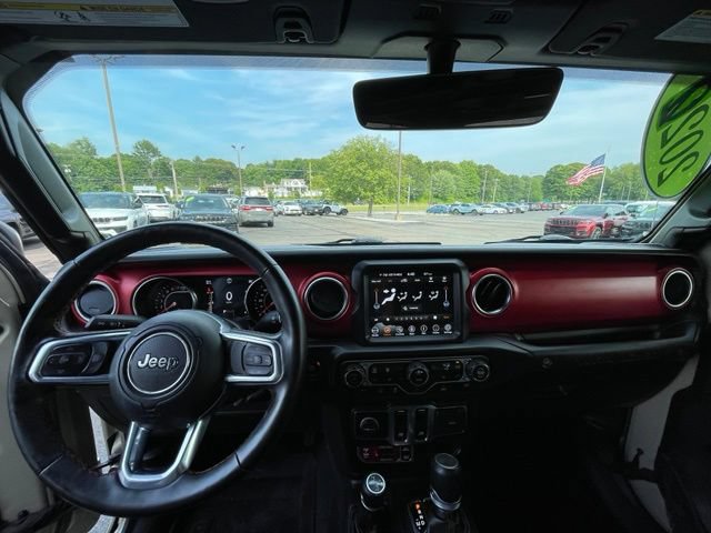 Used 2022 Jeep Wrangler Rubicon w/ LED Lighting Group AWD/4WD image 12