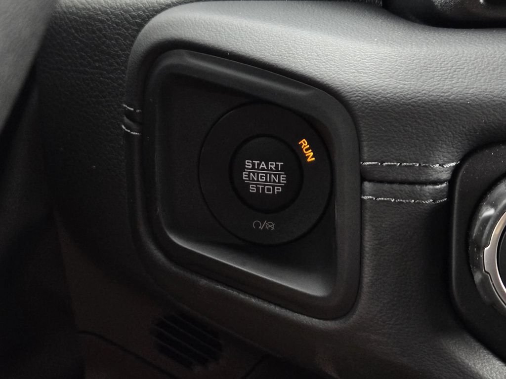 New 2026 Jeep Wrangler Unlimited Sahara AWD/4WD image 20