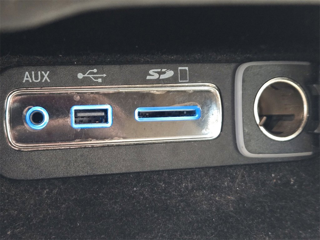 Used 2017 Jeep Grand Cherokee Limited image 21