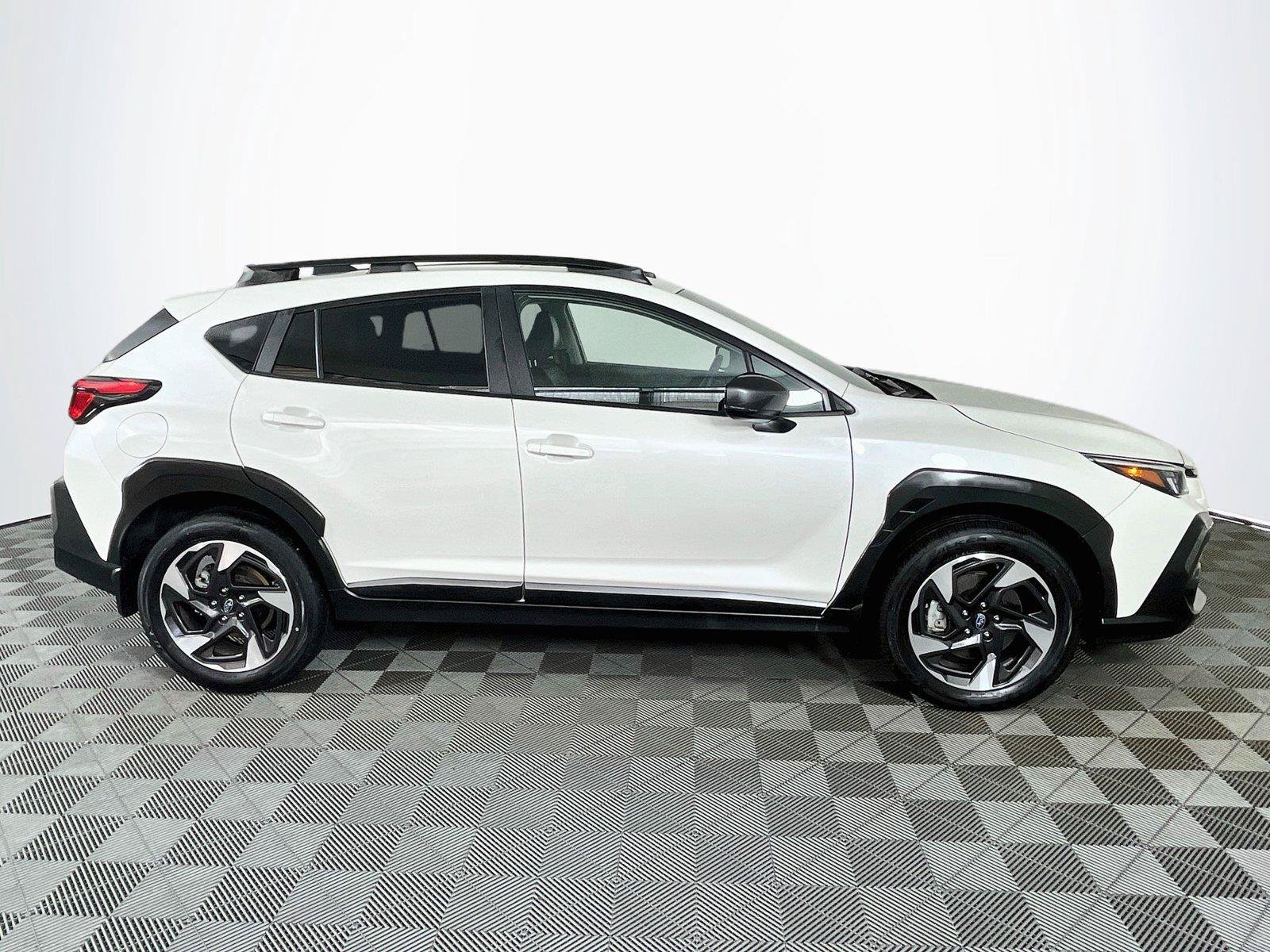 Certified 2025 Subaru Crosstrek 2.5i Limited w/ Crosstrek Mirror Package AWD/4WD image 11