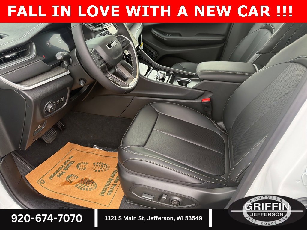 New 2025 Jeep Grand Cherokee L Limited w/ Luxury Tech Group II image 20