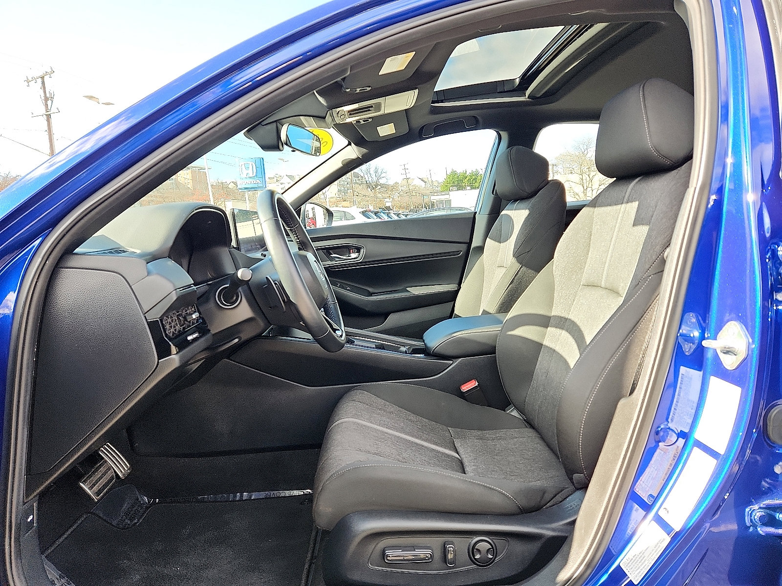 Used 2024 Honda Accord Sport image 13