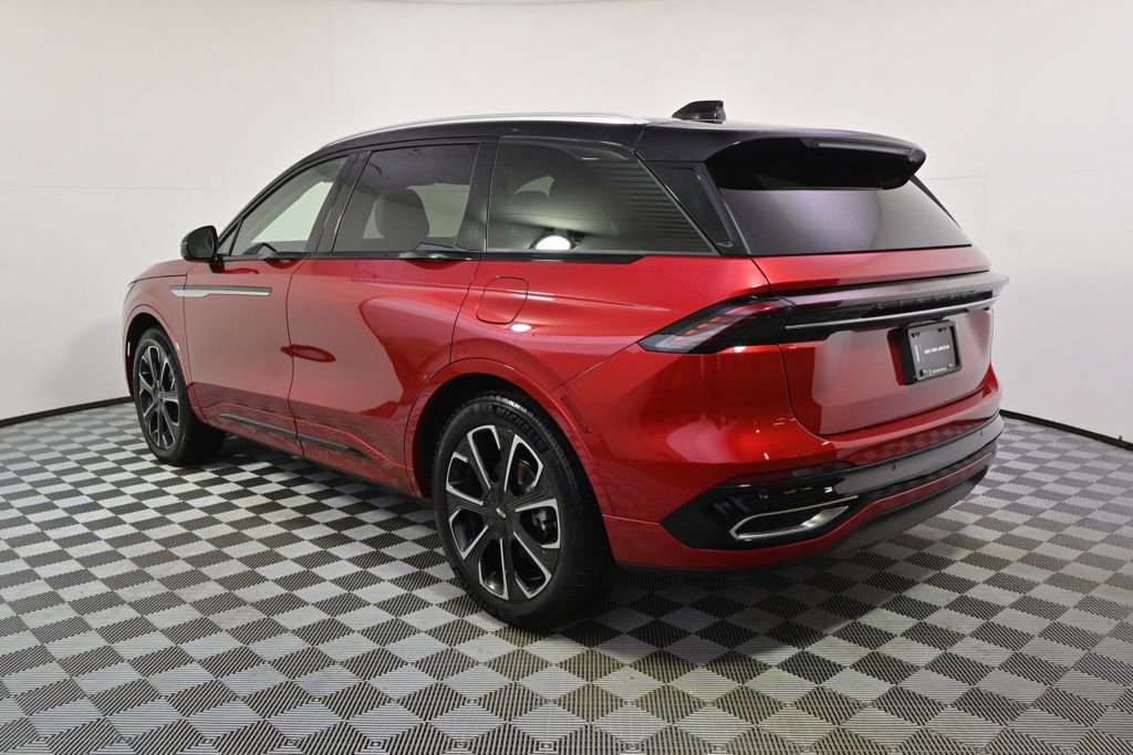 New 2026 Lincoln Nautilus Reserve image 3