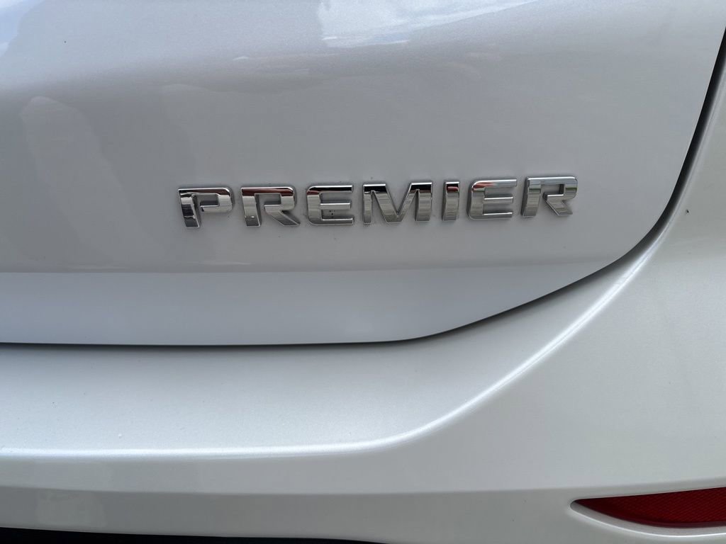 Used 2024 Chevrolet Equinox Premier image 10