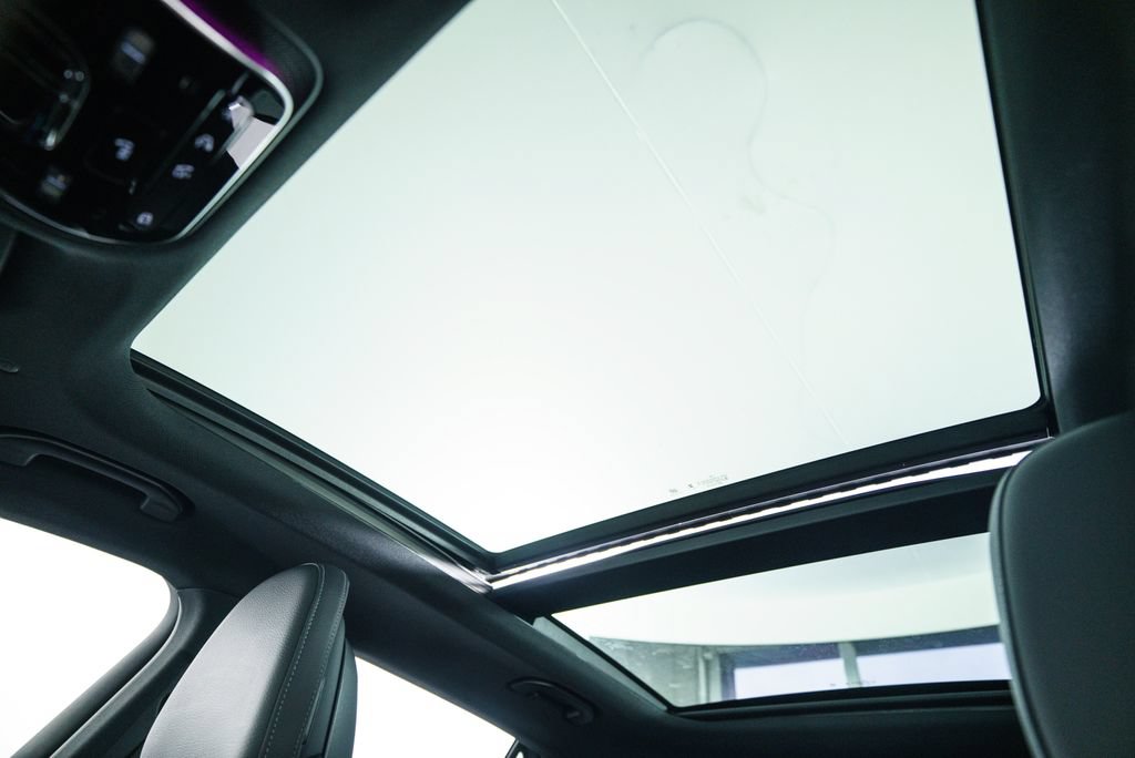 Certified 2025 Mercedes-Benz GLC 300 4MATIC image 32
