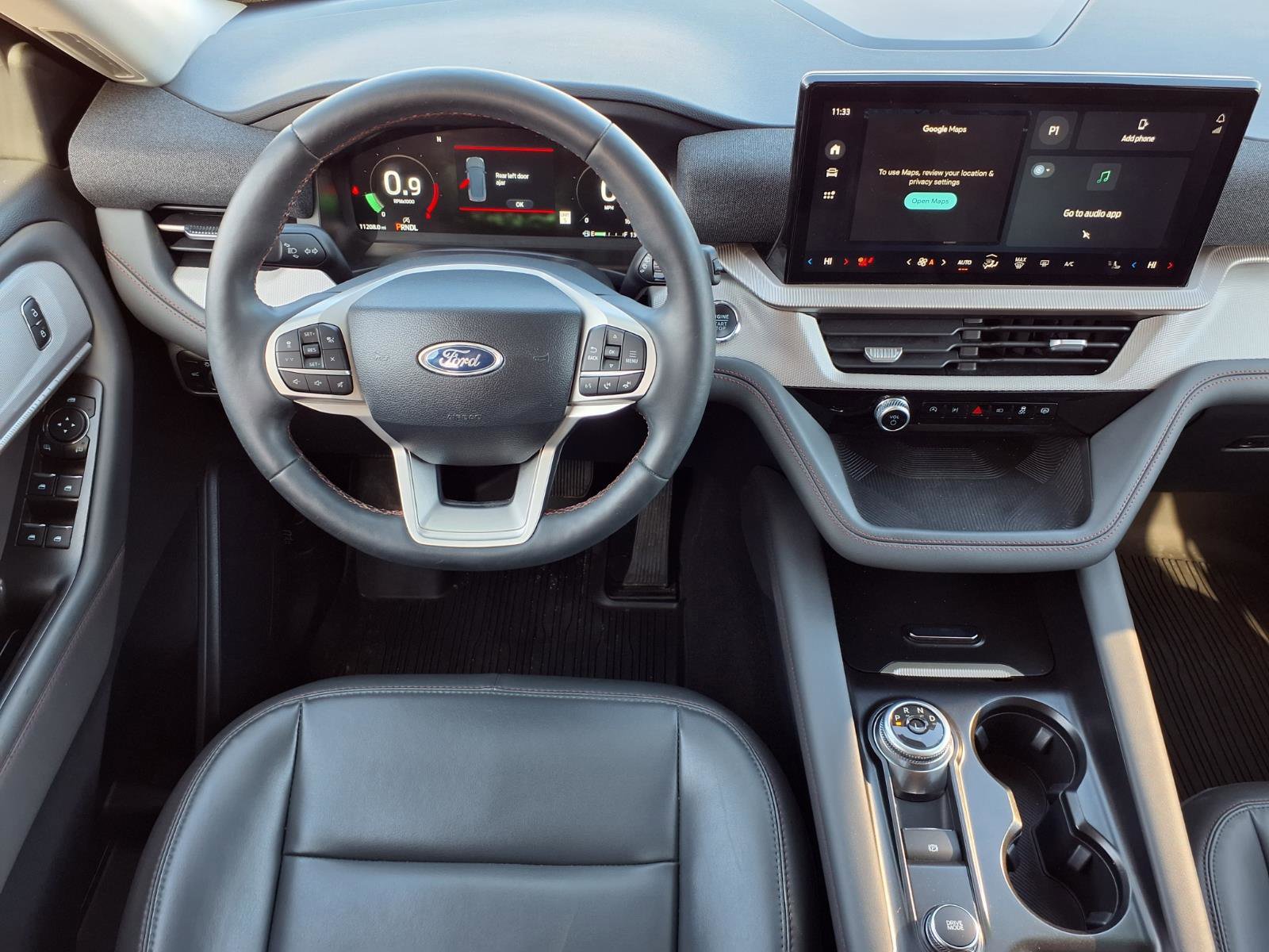 Used 2025 Ford Explorer Active w/ Active Comfort Package image 6