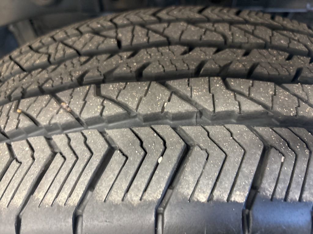 Used 2024 Ford F150 Platinum image 15