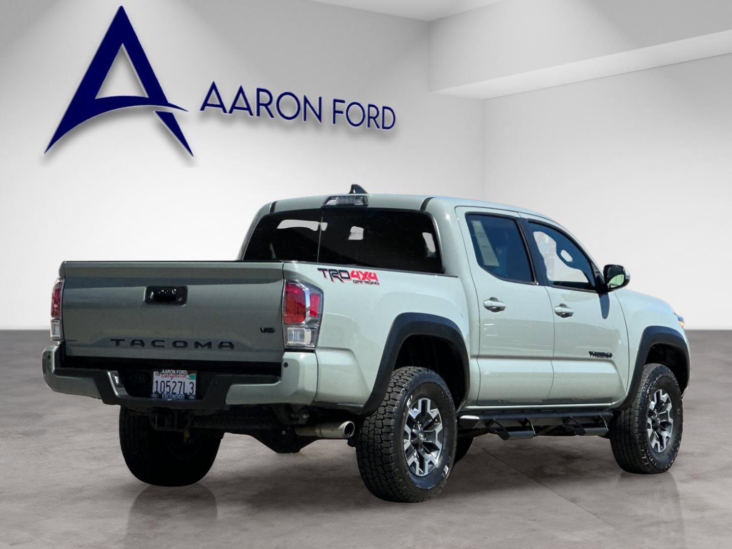 Used 2022 Toyota Tacoma TRD Off-Road w/ Technology Package image 6