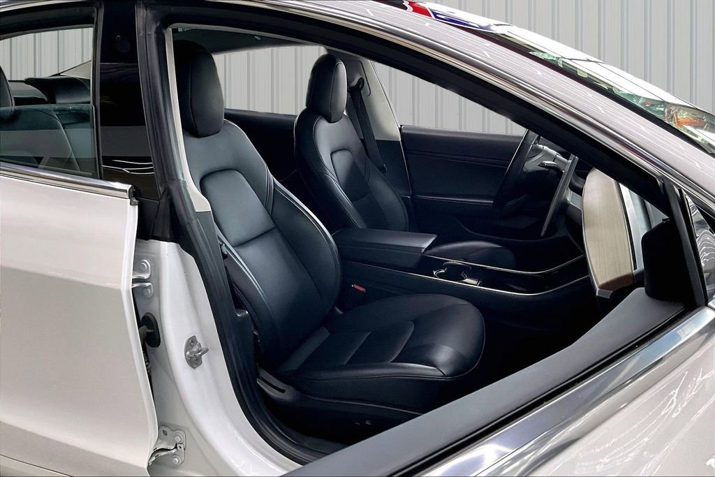 Used 2018 Tesla Model 3 Long Range image 27