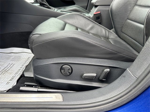 Used 2019 Volkswagen Golf R 4-Door image 21