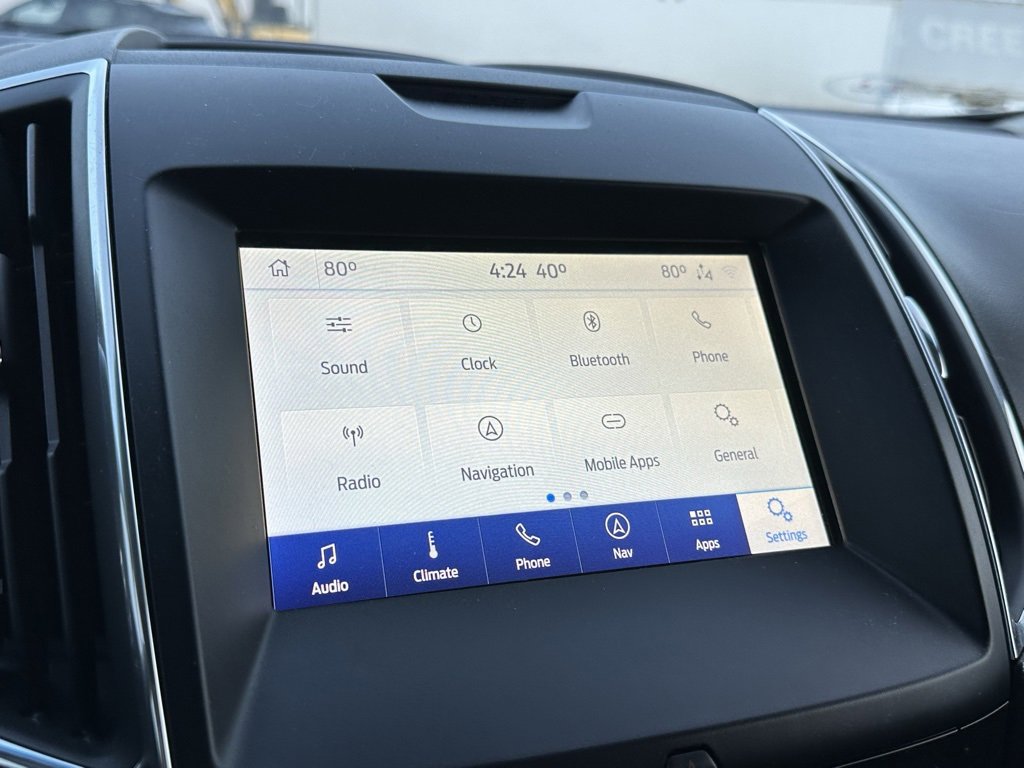 Used 2020 Ford Edge Titanium image 34