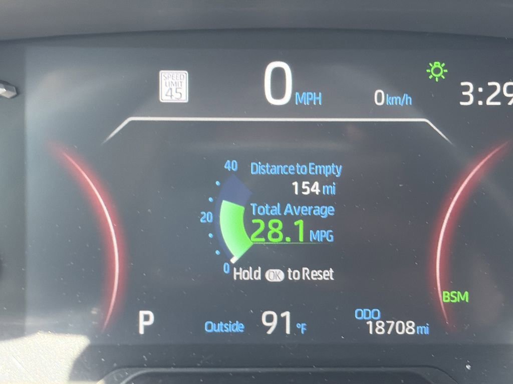 Used 2024 Toyota RAV4 XLE w/ Convenience Package FWD image 22