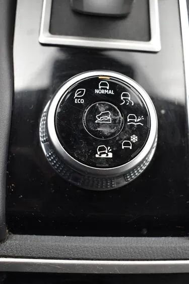 Used 2024 Mitsubishi Outlander Ralliart image 36