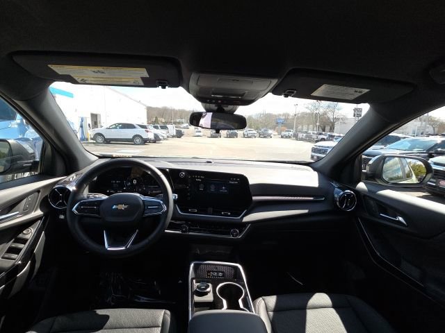 New 2026 Chevrolet Equinox LT w/ Convenience Package II image 10