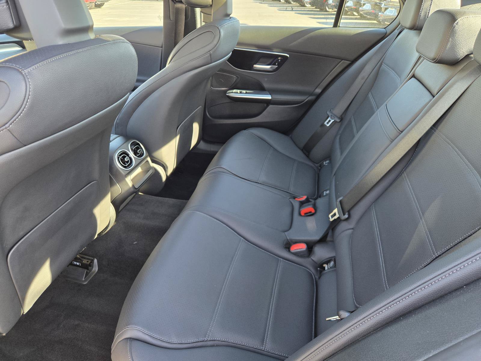 Used 2024 Mercedes-Benz C 300 Sedan w/ Winter Package image 23