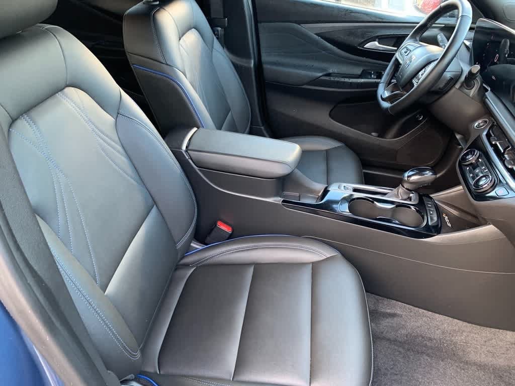 Used 2025 Buick Envista Sport Touring w/ Convenience I Package FWD image 20