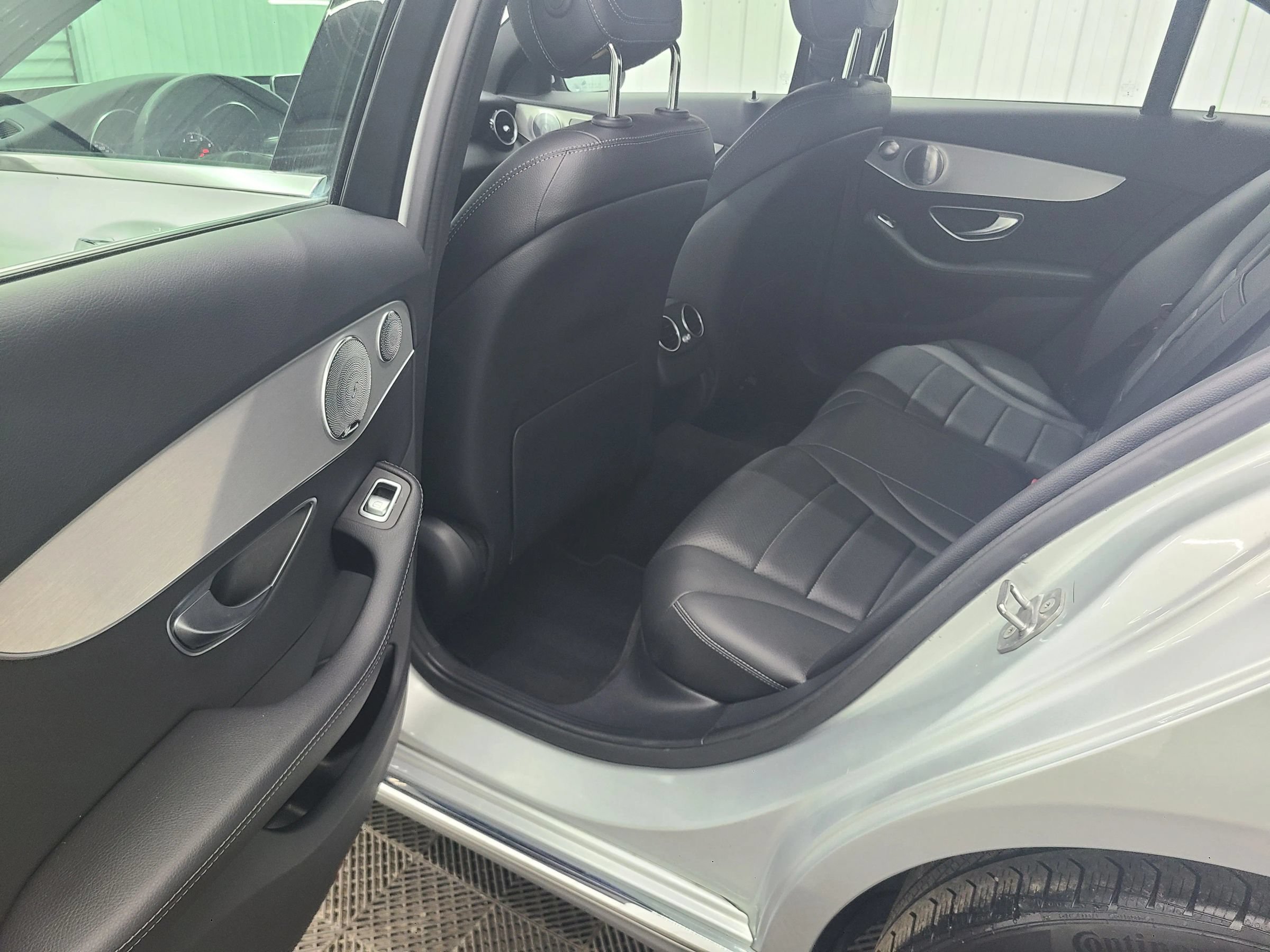 Used 2018 Mercedes-Benz C 300 4MATIC Sedan image 36