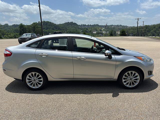 Certified 2017 Ford Fiesta Titanium FWD image 5
