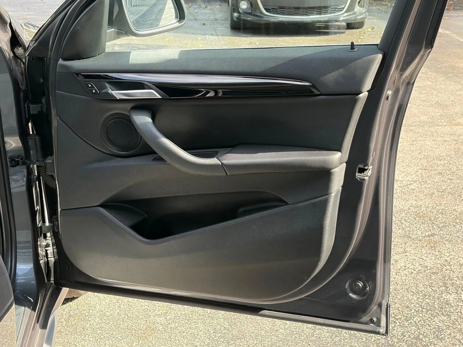 Used 2020 BMW X1 xDrive28i w/ Convenience Package image 13