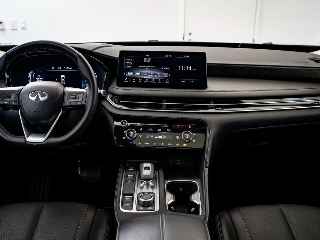 Used 2025 INFINITI QX60 Sensory image 30