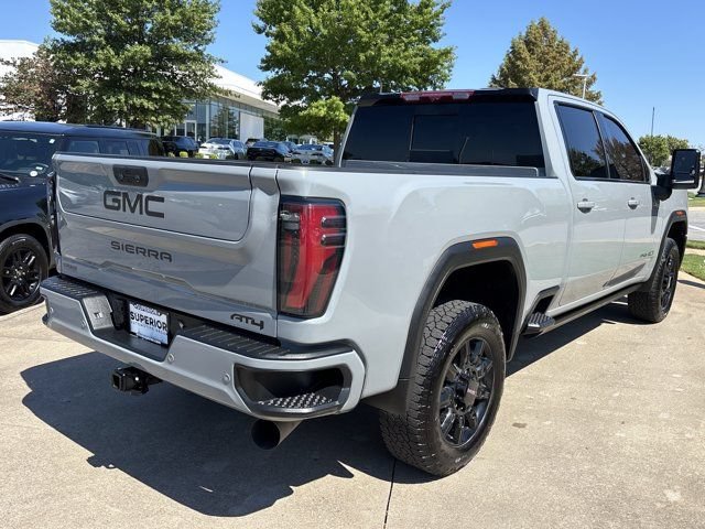 Used 2025 GMC Sierra 2500 AT4 w/ AT4 Premium Plus Package AWD/4WD image 3