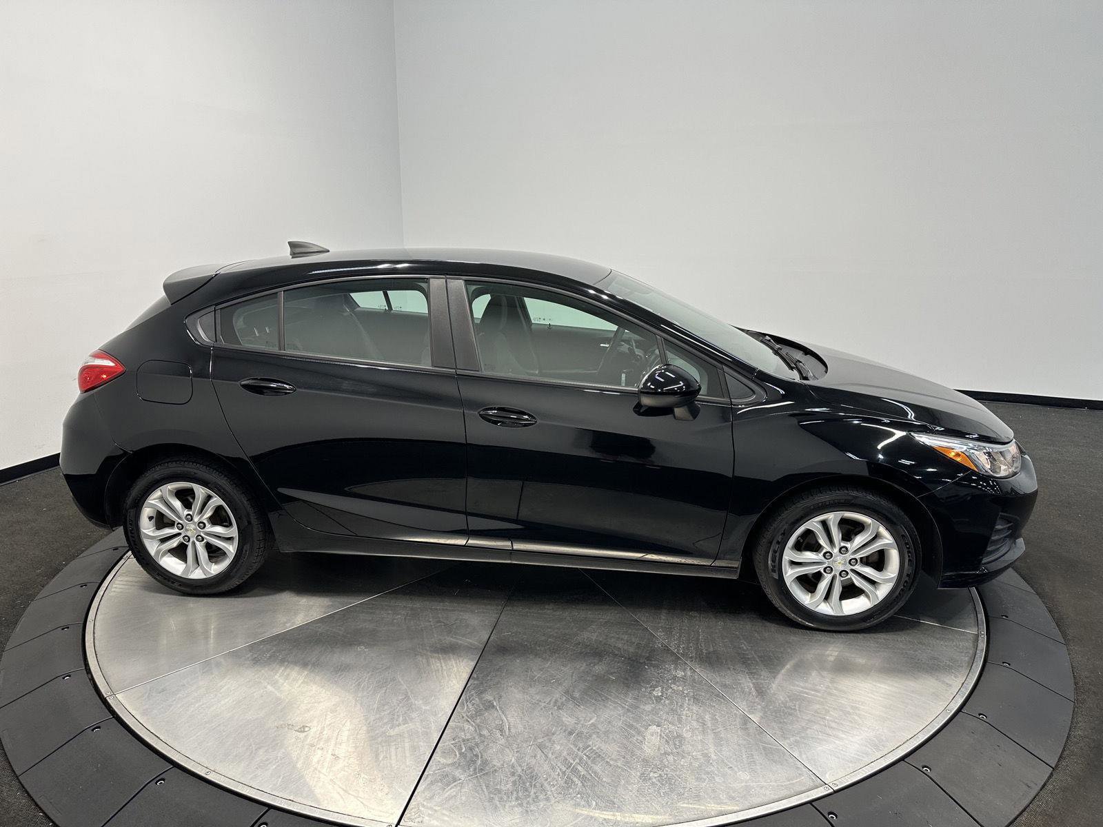 Used 2019 Chevrolet Cruze LS w/ LS Convenience Package image 8