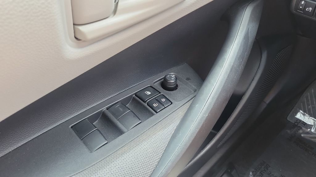 Certified 2024 Toyota Corolla LE image 22