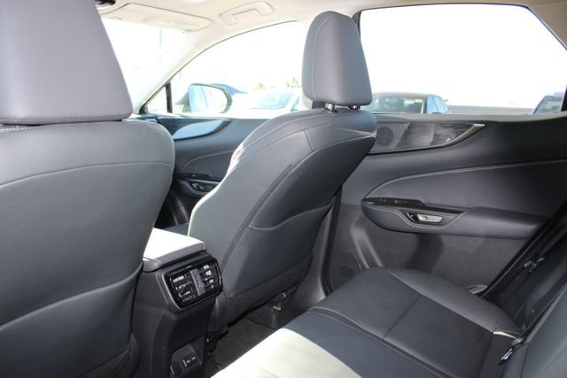 Certified 2025 Lexus NX 250 FWD w/ Accessory Package (K3) image 9