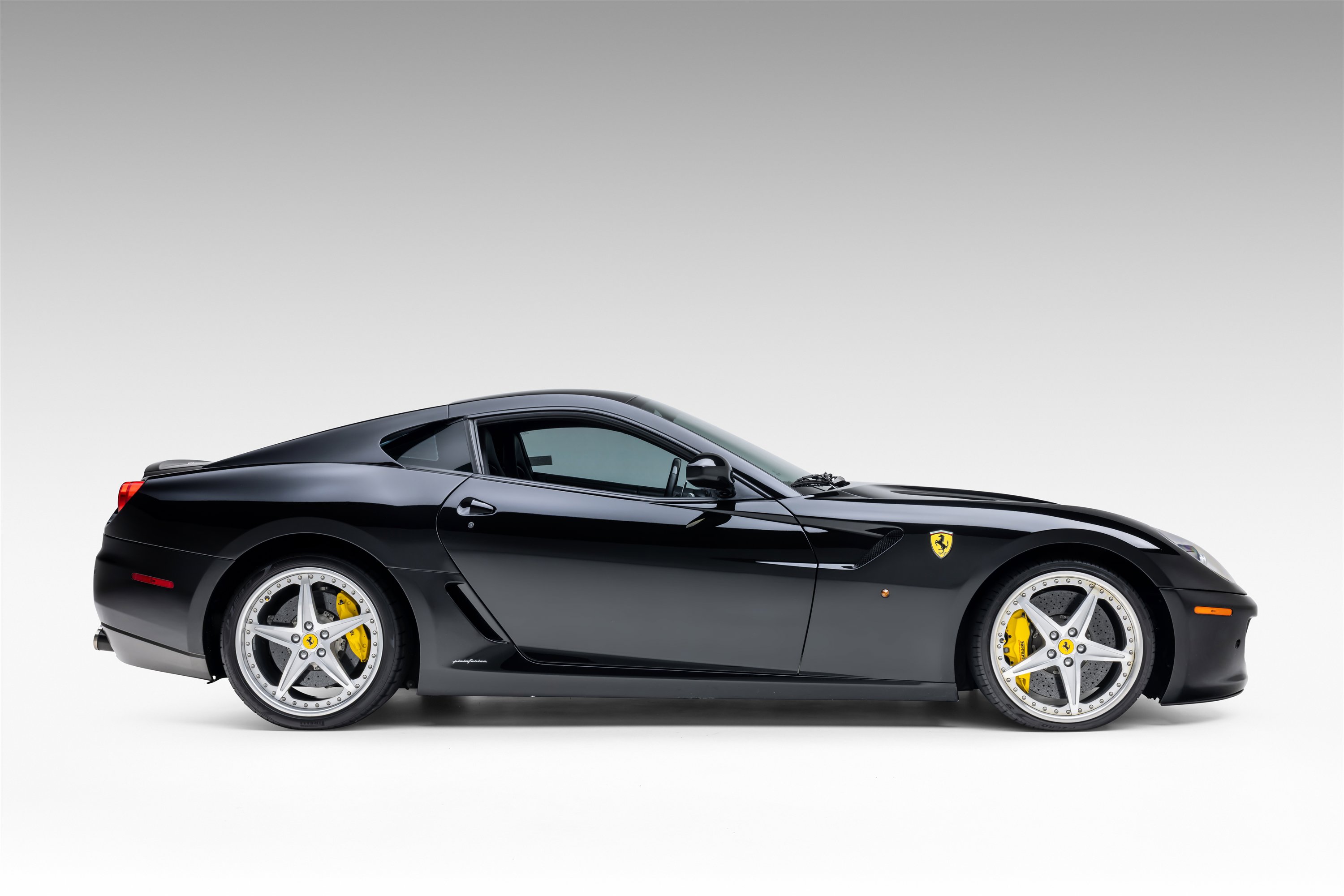 Used 2007 Ferrari 599 GTB Fiorano RWD image 7