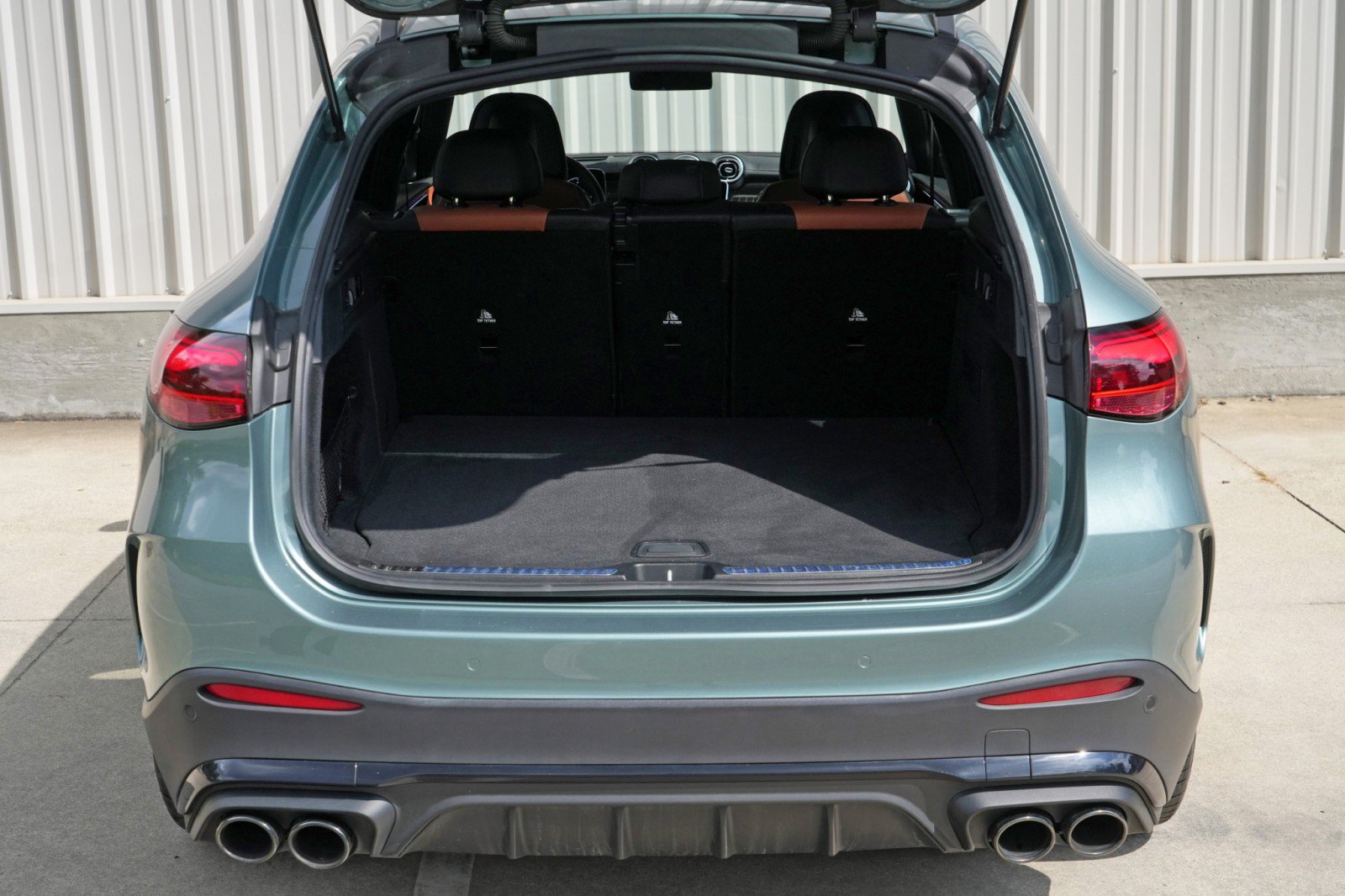 Used 2025 Mercedes-Benz GLC 43 AMG 4MATIC image 10