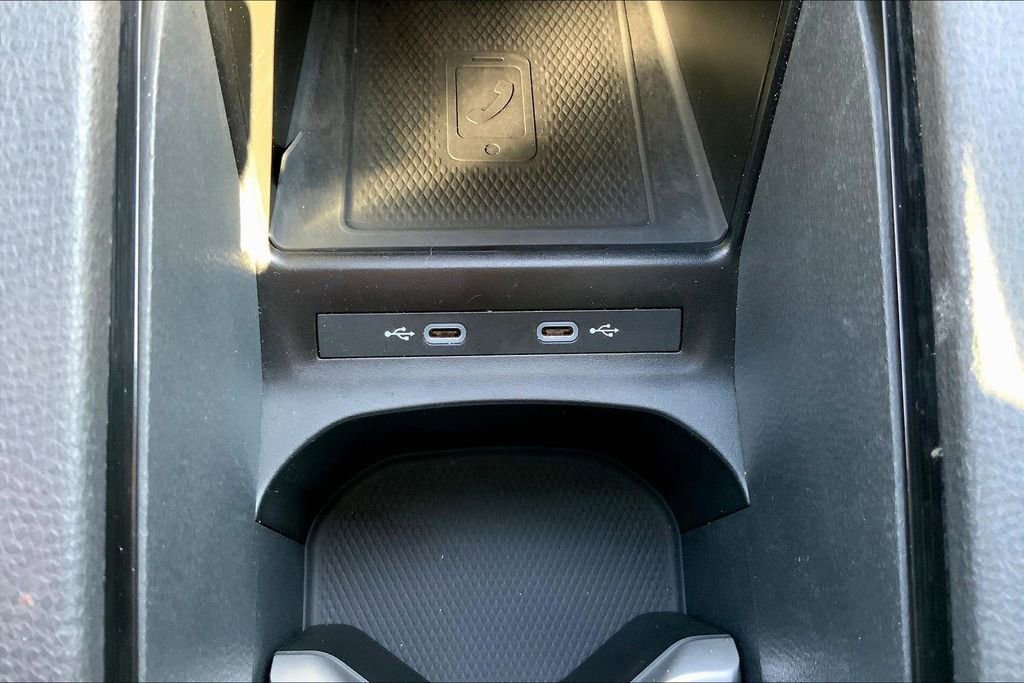 Certified 2022 Volkswagen ID.4 Pro image 30