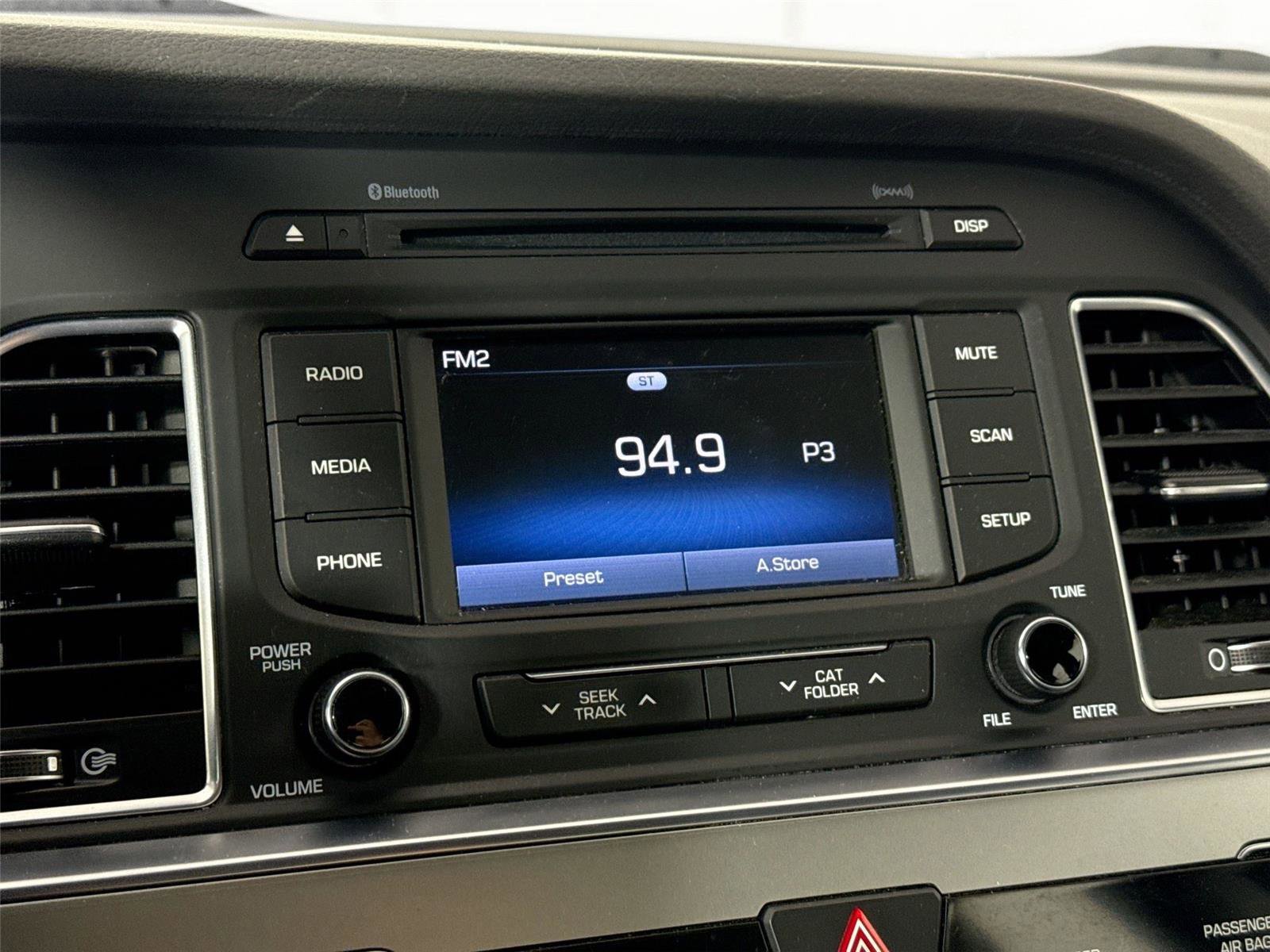 Used 2015 Hyundai Sonata SE w/ Option Group 09 FWD image 19