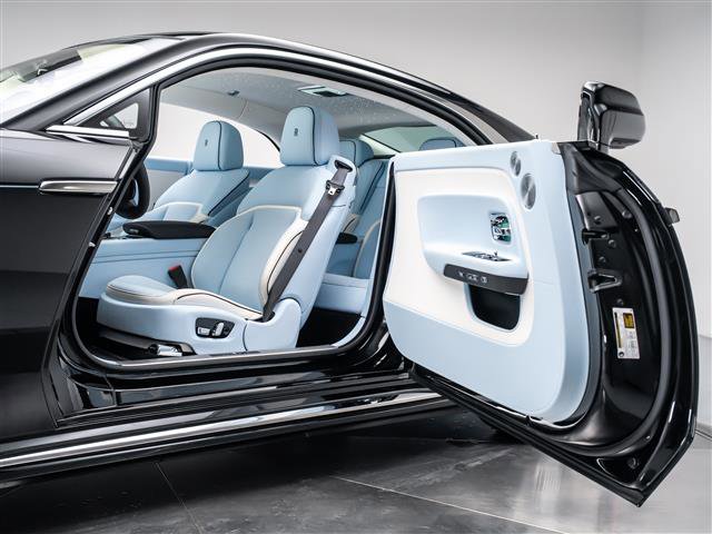 Used 2025 Rolls-Royce Spectre w/ Spectre Enhancement Package image 27