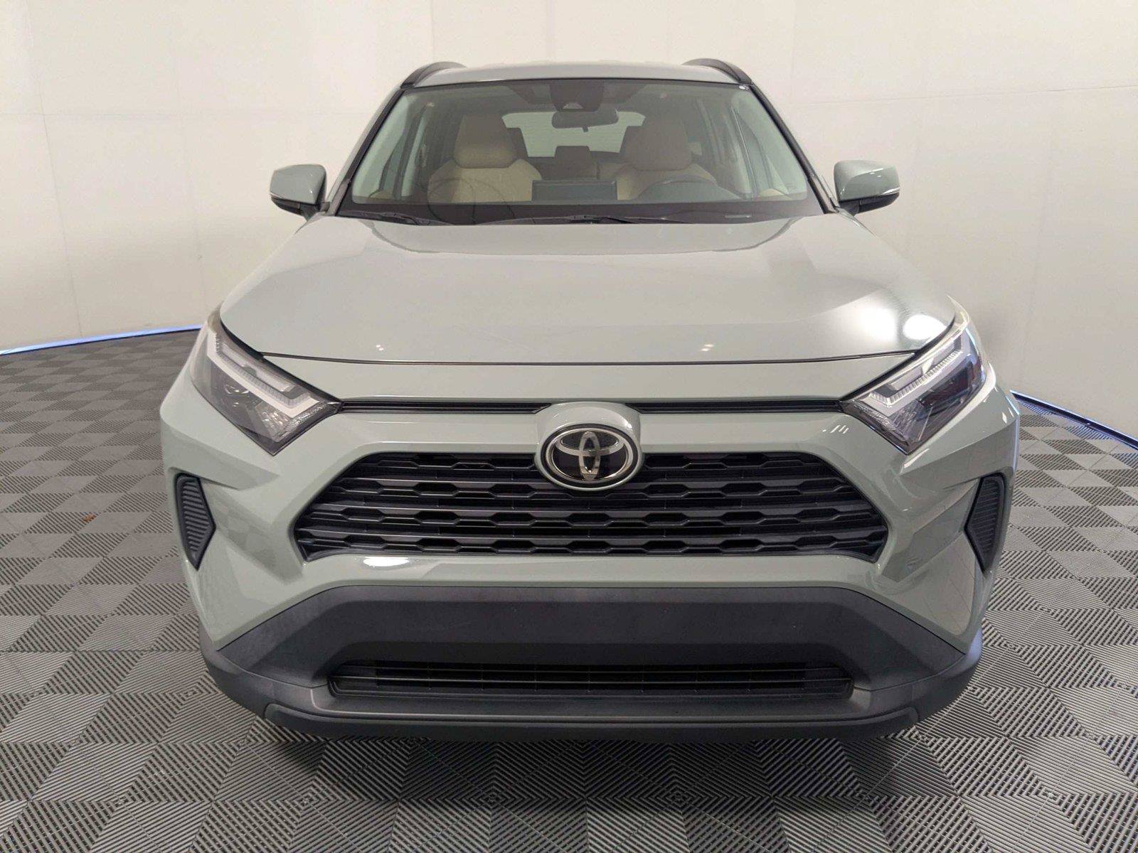 Certified 2022 Toyota RAV4 XLE FWD image 3