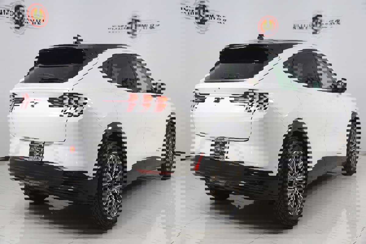 Used 2024 Ford Mustang Mach-E Premium image 3