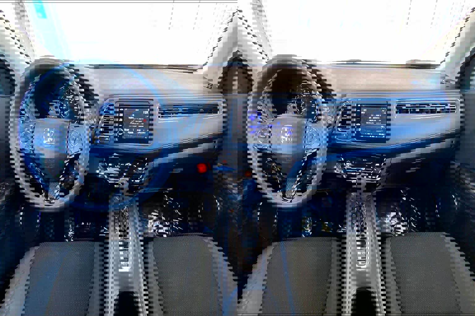 Used 2019 Honda HR-V EX image 16