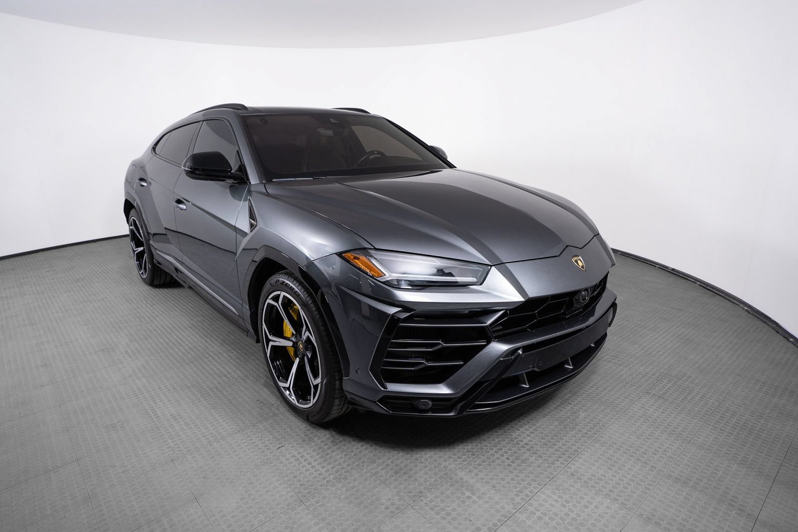 Used 2020 Lamborghini Urus AWD/4WD image 8