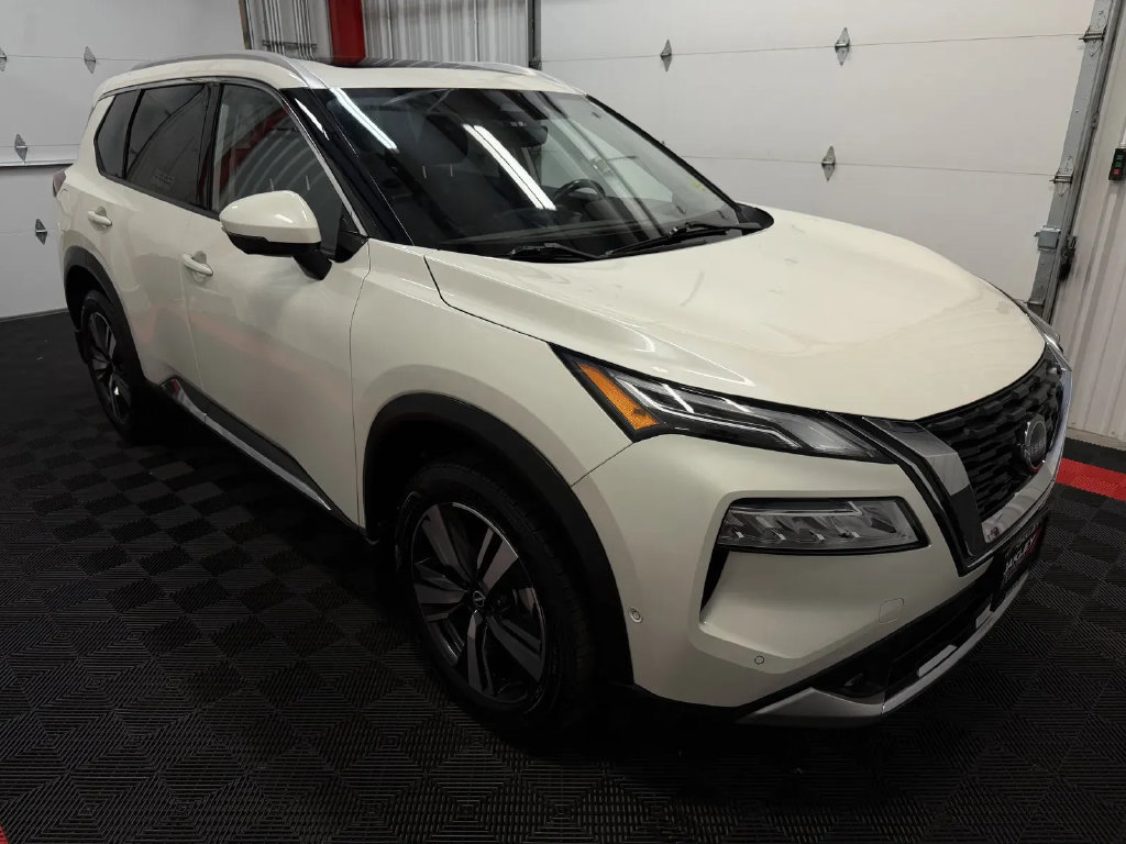 Used 2022 Nissan Rogue Platinum w/ Head-Up Display Package FWD image 5