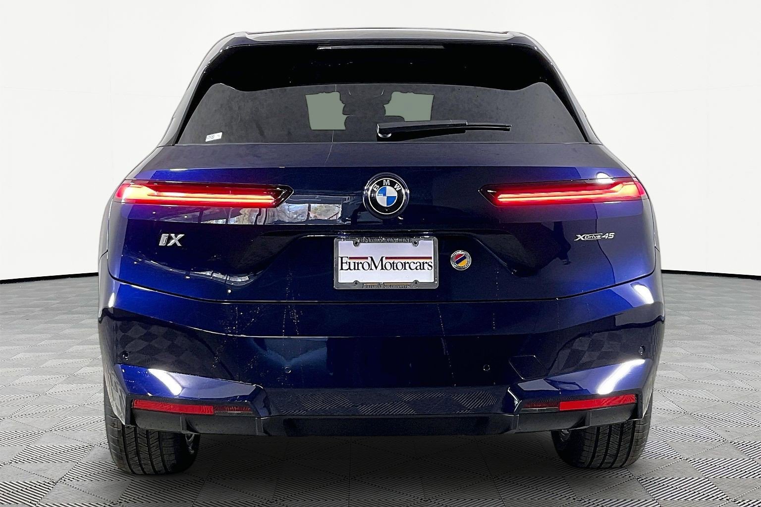 New 2026 BMW iX xDrive45 AWD/4WD image 7