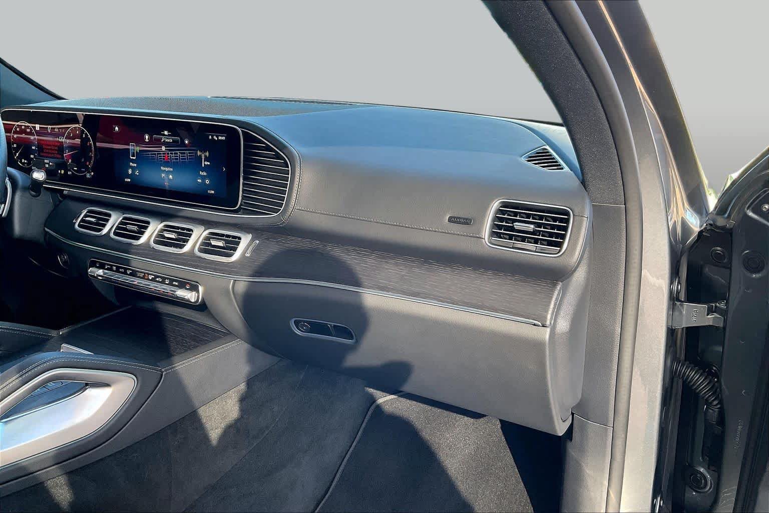 Certified 2026 Mercedes-Benz GLS 450 4MATIC image 19