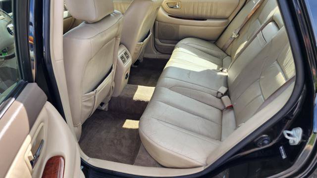 Used 2004 Toyota Avalon XLS FWD image 16