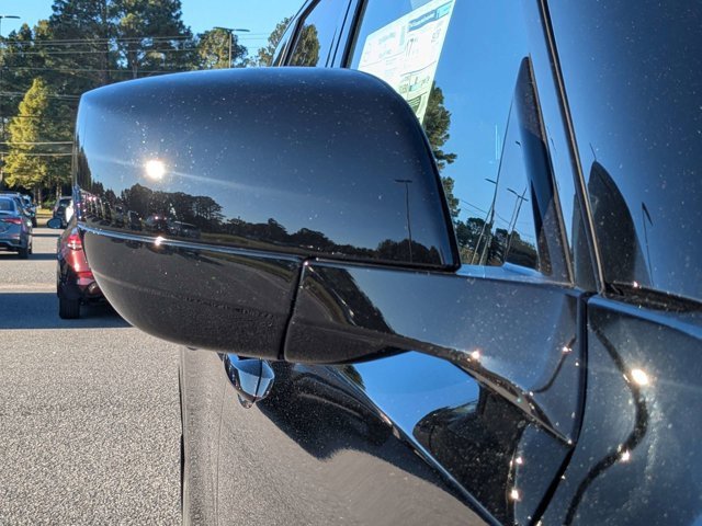 New 2026 Nissan Armada SV image 10