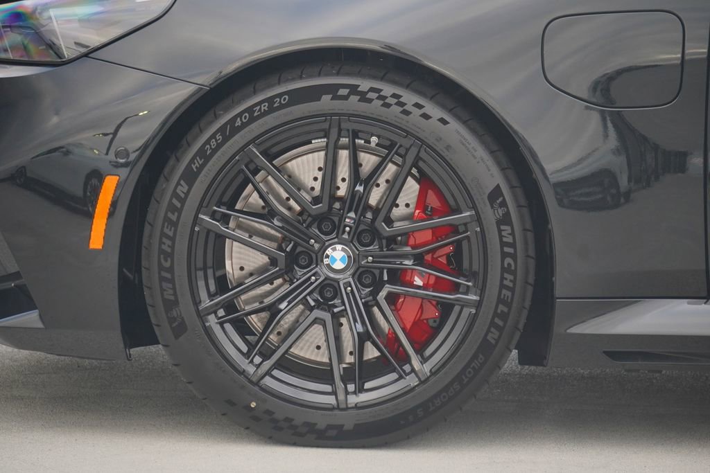 New 2026 BMW M5 w/ Carbon Package image 5