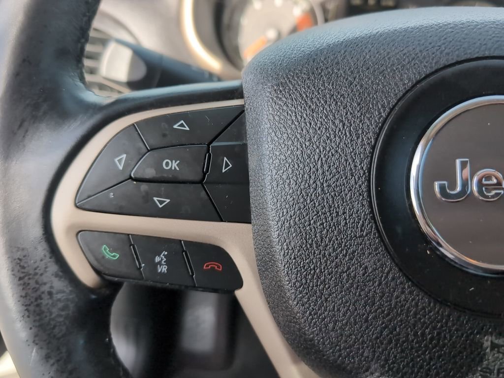 Used 2016 Jeep Cherokee Latitude image 13