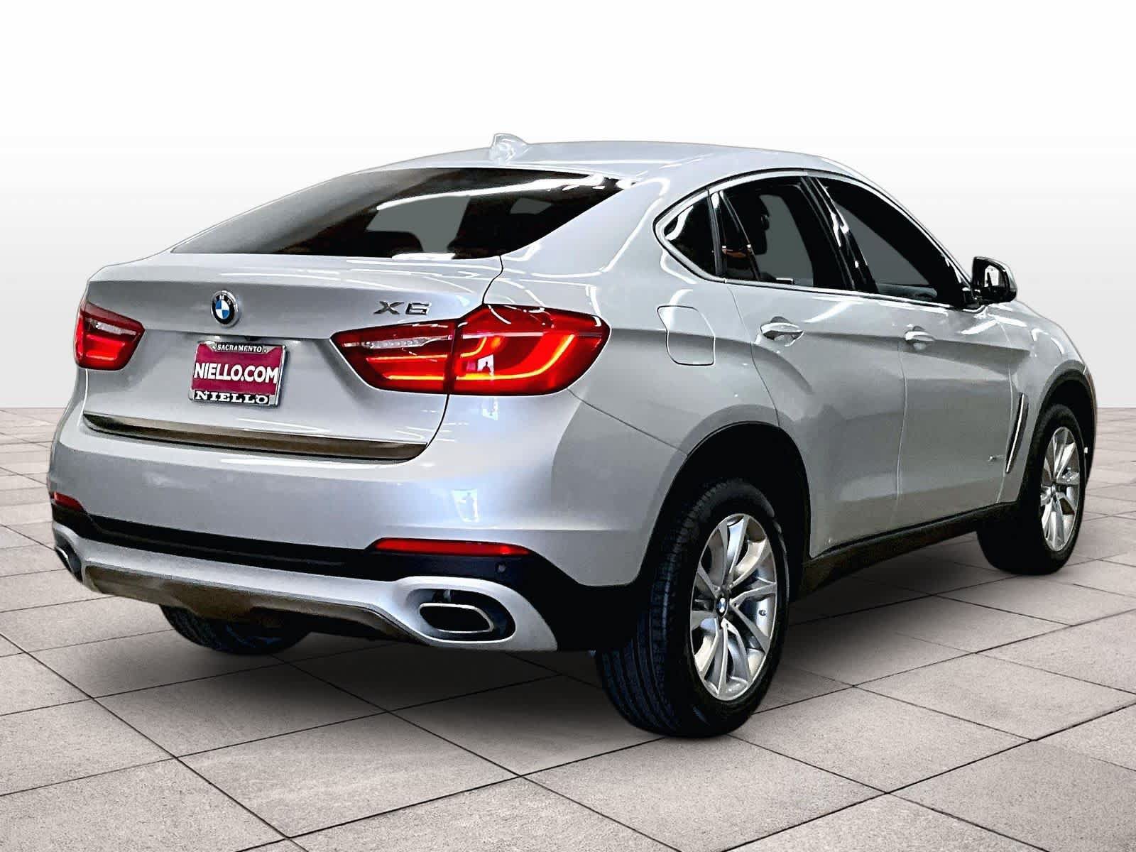 Used 2018 BMW X6 xDrive40i AWD/4WD image 16