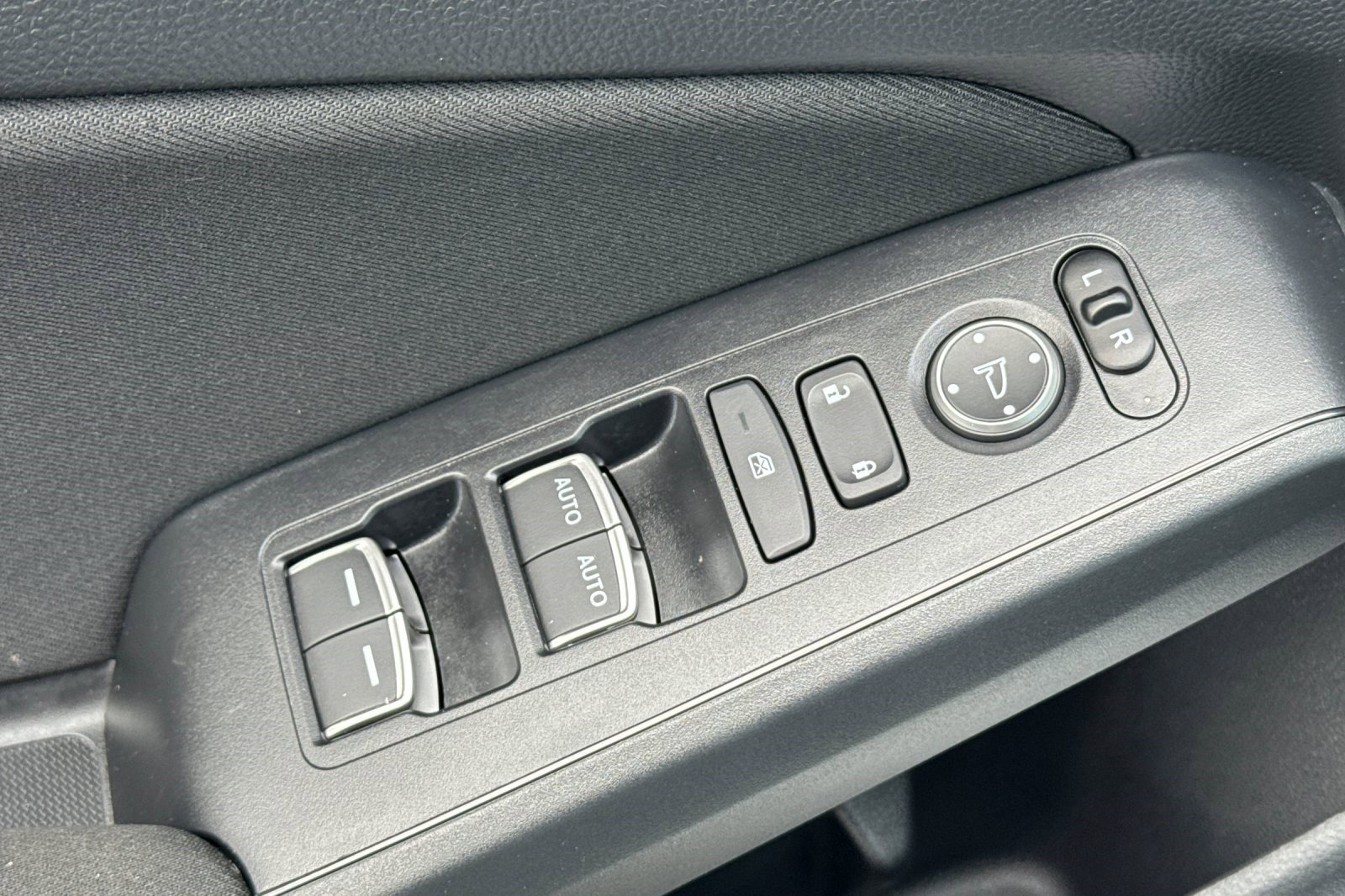 Used 2025 Honda Civic Sport image 13