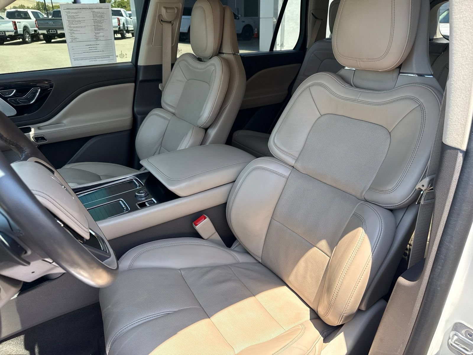 Certified 2021 Lincoln Aviator Grand Touring w/ Equipment Group 302A AWD/4WD image 10